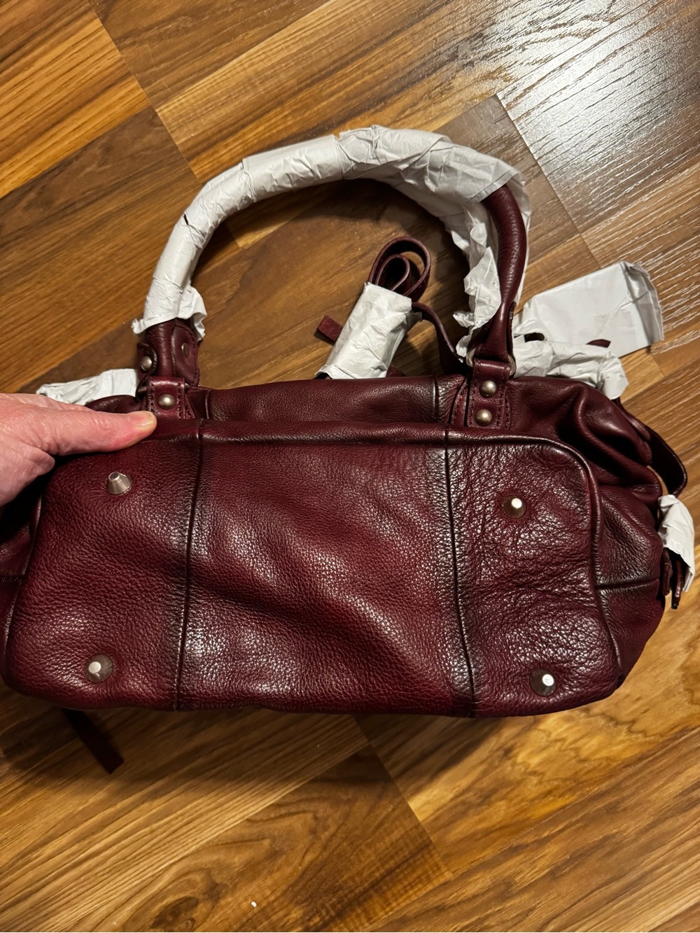 🚨 RARE!! ONLY 1 AVAILABLE Free People Baby Emerson RED ROCK  Leather Satchel - Picture 2 of 7